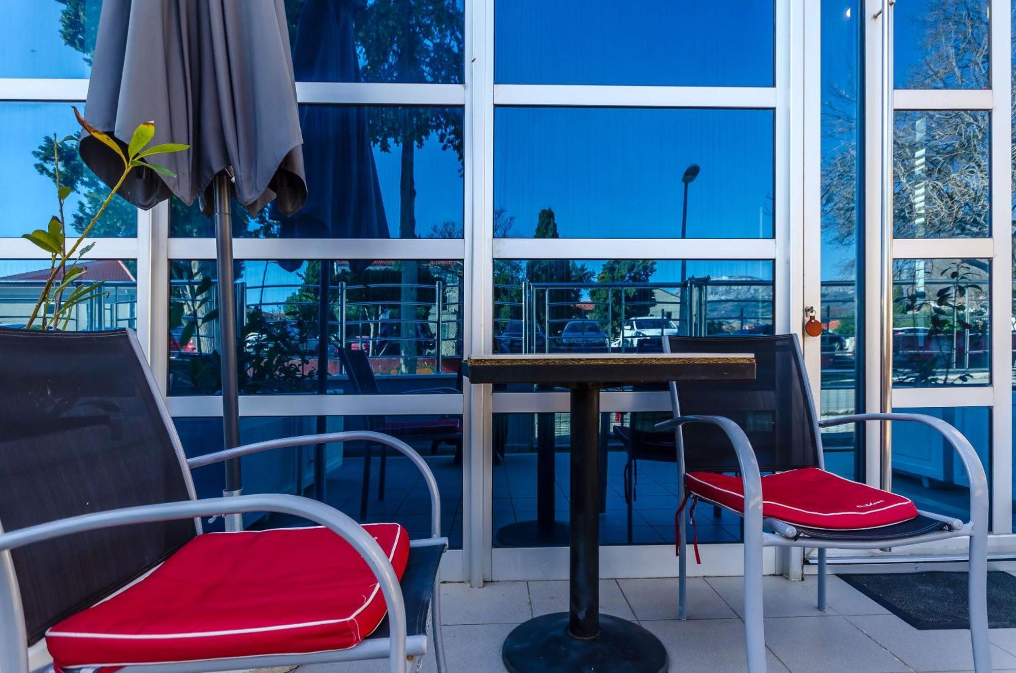 Apartments Stay Kaštela Стая снимка